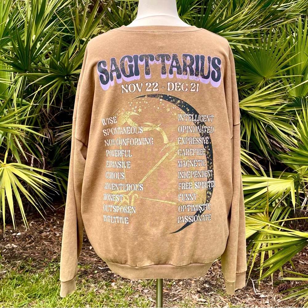 No Boundaries Tan Sagittarius Sweatshirt Size 2XL Birth Sign Graphic Astrology - Picture 9 of 15